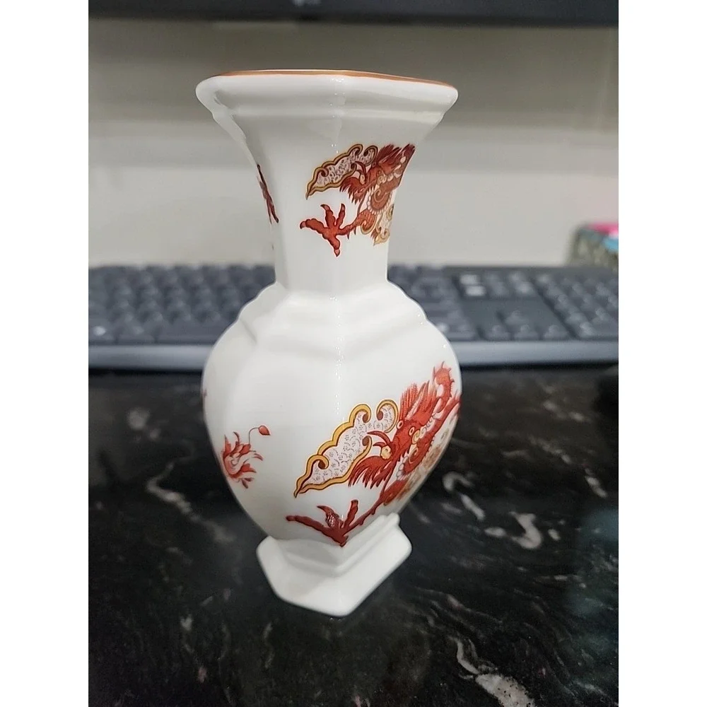 Set of 2 Crown Staffordshire Bone China Bud Vase's 